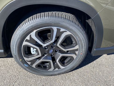 New 2026 Subaru Ascent Limited image 28