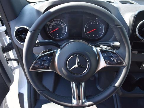 New 2025 Mercedes-Benz Sprinter 2500 image 11