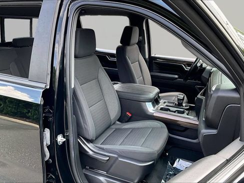 Used 2023 Chevrolet Silverado 1500 LT Trail Boss w/ Convenience Package II AWD/4WD image 22