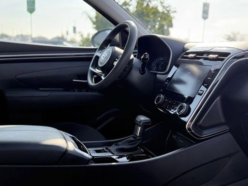 Certified 2023 Hyundai Tucson SEL image 17