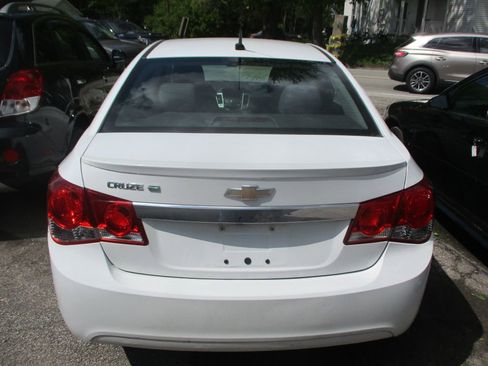 Used 2013 Chevrolet Cruze Eco FWD image 5
