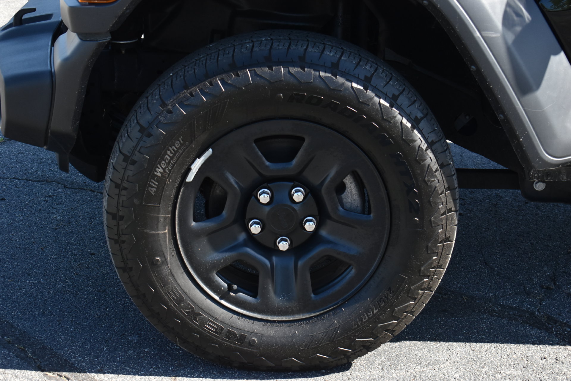 Used 2024 Jeep Wrangler Unlimited Sport AWD/4WD image 10