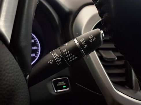 Used 2019 GMC Acadia SLT w/ LPO, Floor Liner Package FWD image 24
