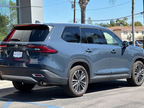 Used 2025 Toyota Grand Highlander MAX Platinum image 5