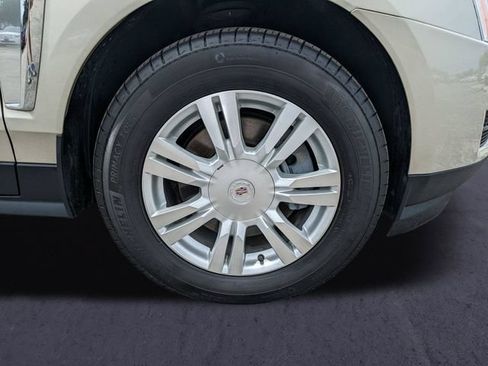 Used 2016 Cadillac SRX Luxury FWD image 11