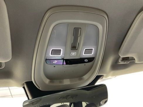 New 2026 Volvo XC90 B6 Ultra w/ Protection Package image 18