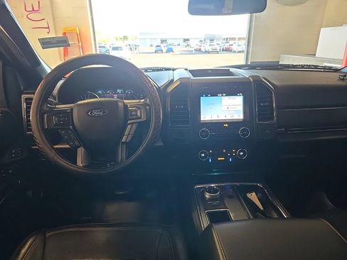 Used 2019 Ford Expedition Limited w/ Equipment Group 303A RWD image 7