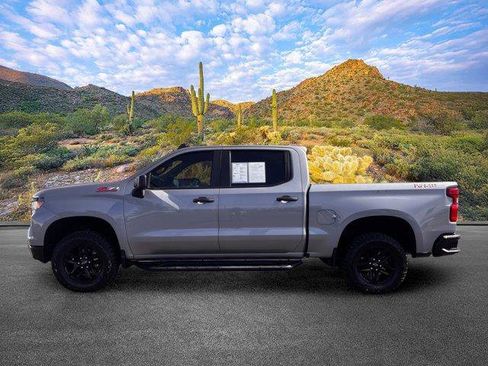 Used 2025 Chevrolet Silverado 1500 Custom Trail Boss AWD/4WD image 8