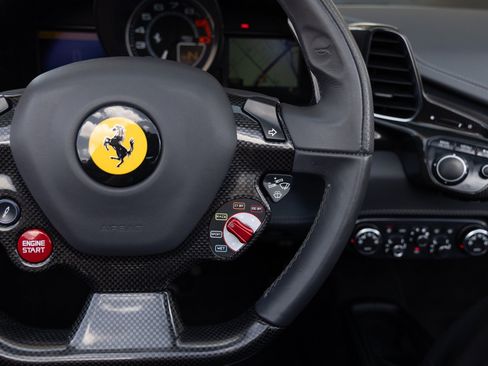 Used 2012 Ferrari 458 Spider RWD image 48