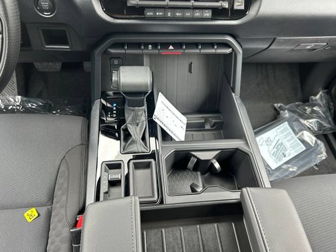 New 2026 Toyota Tundra SR AWD/4WD image 15