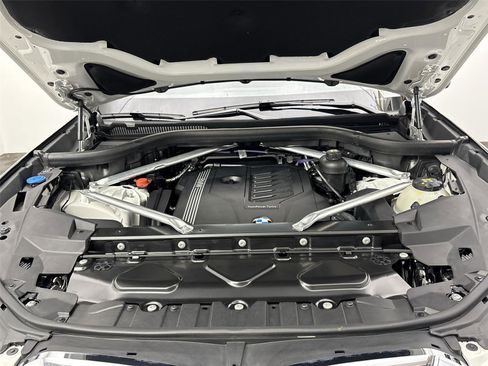 Used 2022 BMW X5 xDrive40i w/ Premium Package image 20