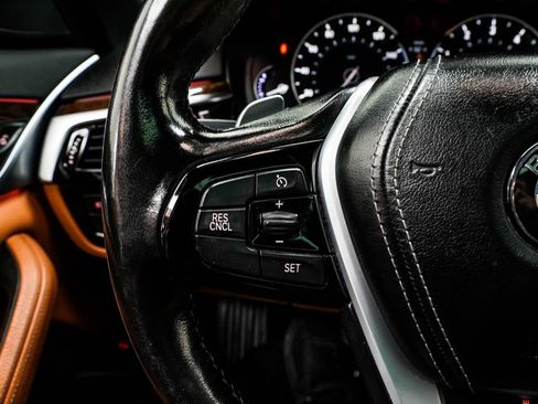 Used 2017 BMW 540i xDrive w/ Premium Package image 37