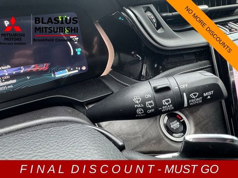 Used 2023 Jeep Grand Cherokee 4WD 4xe image 32