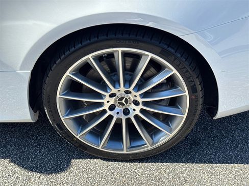 Used 2022 Mercedes-Benz E 450 Coupe image 18