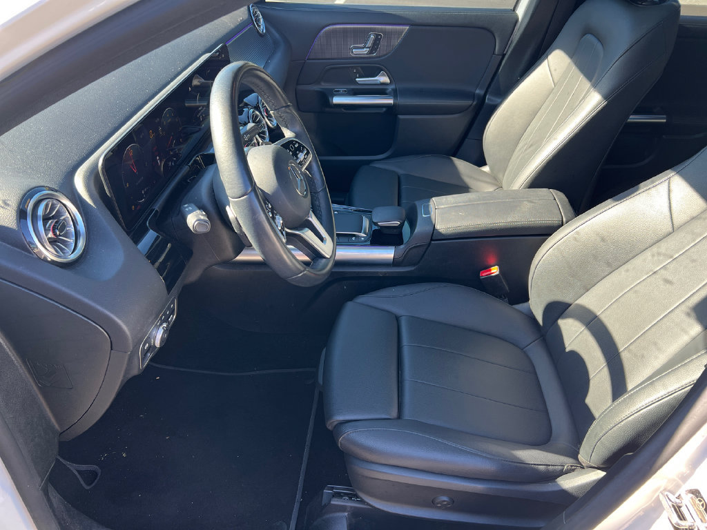 Used 2023 Mercedes-Benz GLA 250 w/ Premium Package image 4