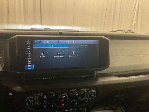 Used 2024 Jeep Wrangler Willys image 59