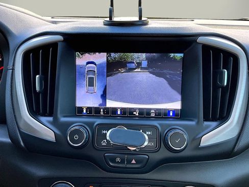 Used 2022 GMC Terrain Denali w/ Denali Premium Package AWD/4WD image 12