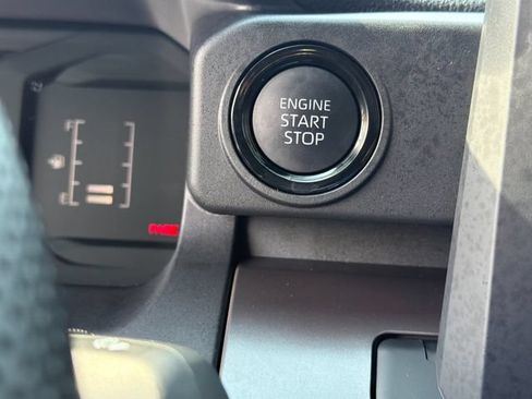 Certified 2026 Toyota Tacoma SR5 AWD/4WD image 21