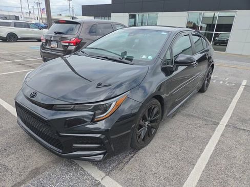Used 2020 Toyota Corolla SE FWD image 1