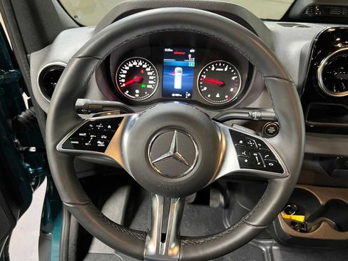 Used 2026 Mercedes-Benz Sprinter 2500 image 28
