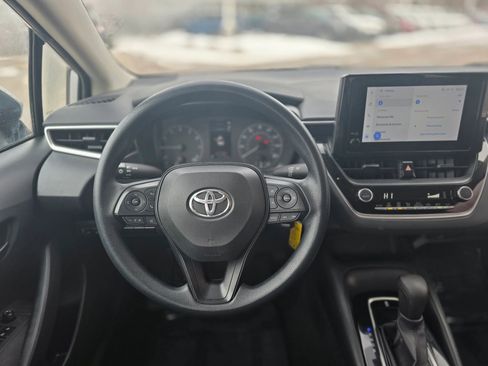 Used 2024 Toyota Corolla LE image 11