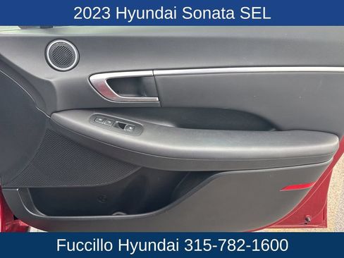 Used 2023 Hyundai Sonata SEL w/ Convenience Package FWD image 13