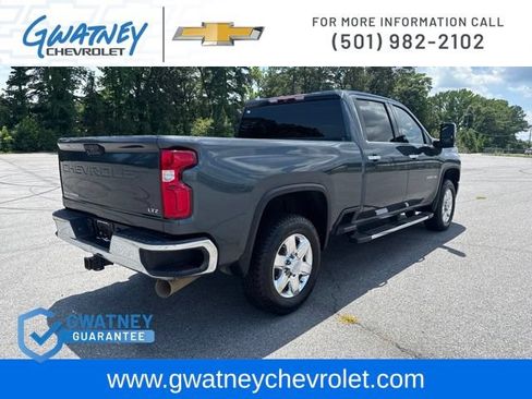 Used 2020 Chevrolet Silverado 2500 LTZ w/ Z71 Off-Road Package AWD/4WD image 5