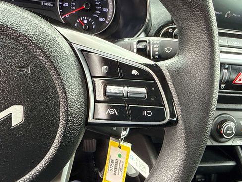Used 2023 Kia Forte LXS w/ LXS Technology Package FWD image 21