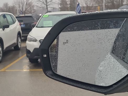 Used 2025 Volkswagen Atlas SE AWD/4WD image 28