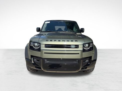 Used 2024 Land Rover Defender 110 X-Dynamic SE AWD/4WD image 6
