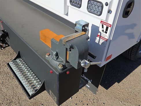 New 2025 Ford F350 XL image 8