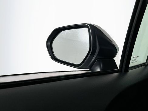 Used 2025 Toyota Corolla LE image 16