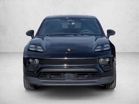 Used 2025 Porsche Macan 4S Electric image 6