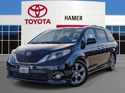 Used 2014 Toyota Sienna SE