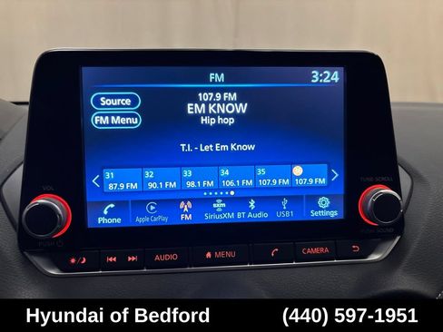Used 2025 Nissan Sentra SV FWD image 18