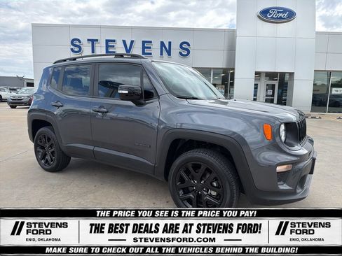 Used 2023 Jeep Renegade Altitude AWD/4WD image 1