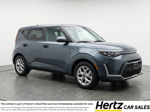 Used 2025 Kia Soul LX w/ LX Technology Package FWD image 1