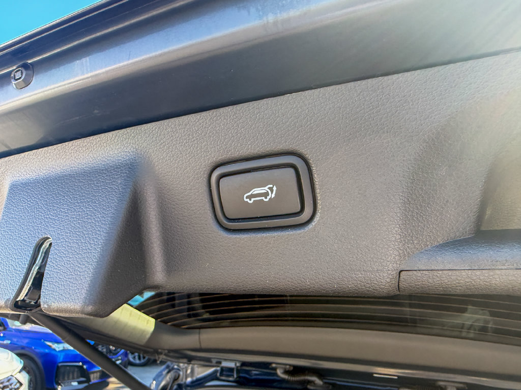 Used 2025 Hyundai Palisade SEL FWD image 28