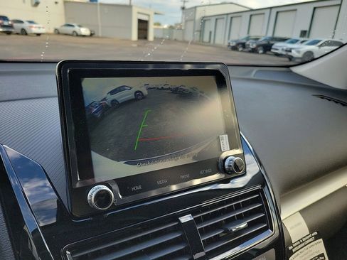 New 2026 Mitsubishi Eclipse Cross LE image 12