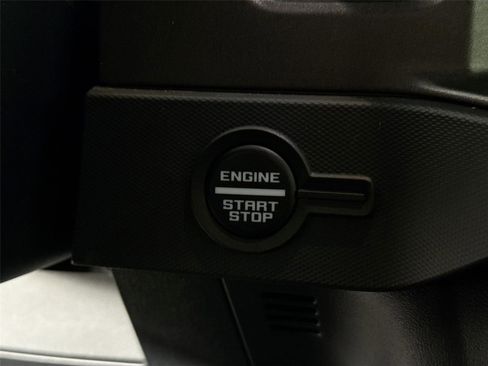 Used 2024 Ford Bronco Badlands image 21