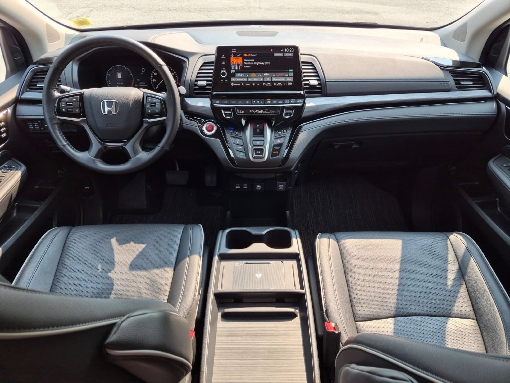 Used 2025 Honda Odyssey Elite image 23