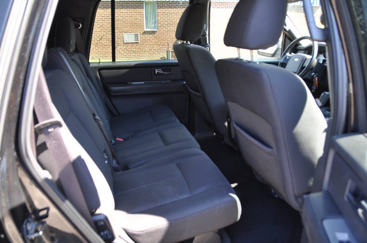 Used 2009 Ford Expedition XLT AWD/4WD image 28