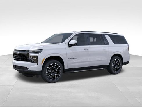 New 2026 Chevrolet Suburban RST w/ Comfort Package AWD/4WD image 2