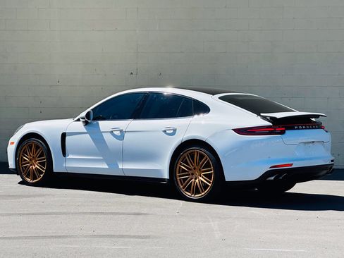 Used 2017 Porsche Panamera 4S AWD/4WD image 10