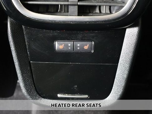 Used 2022 Lincoln Nautilus Reserve image 9