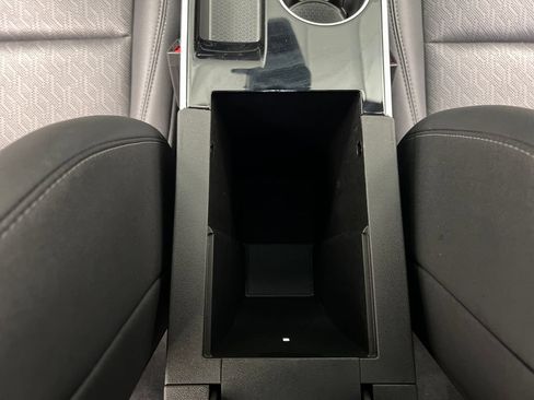 Used 2025 Chevrolet Equinox LT w/ Convenience Package II AWD/4WD image 42
