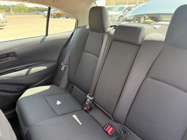 Used 2026 Toyota Corolla LE FWD image 28