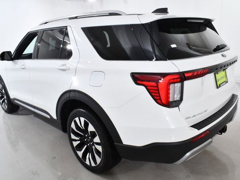 New 2026 Ford Explorer Platinum w/ LUX Leather Package image 15