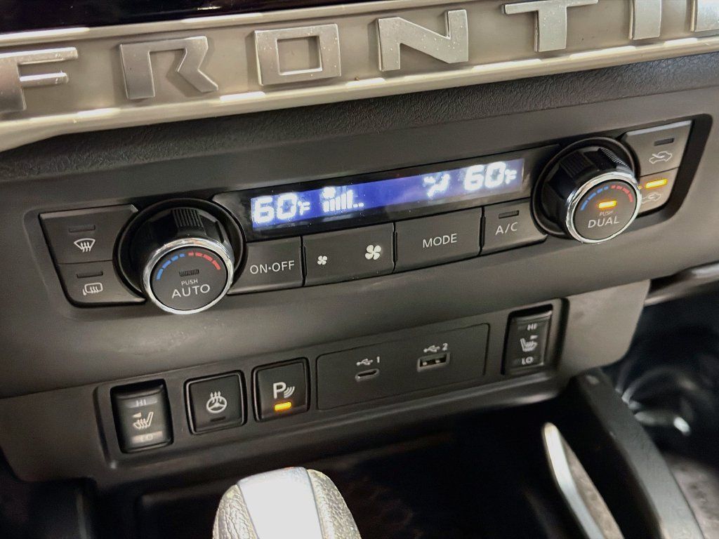 Used 2025 Nissan Frontier SV w/ SV Convenience Package RWD image 17