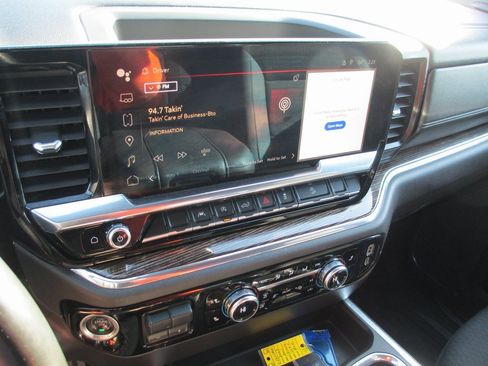 Used 2023 GMC Sierra 1500 Elevation image 25